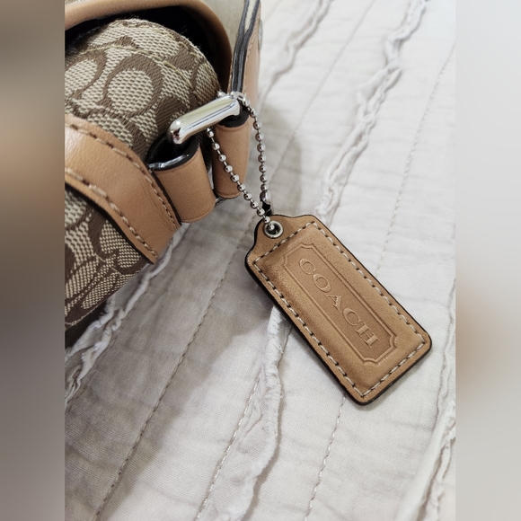 Coach Signature Print Lap Top Messenger Bag, Tan - Picture 4 of 16